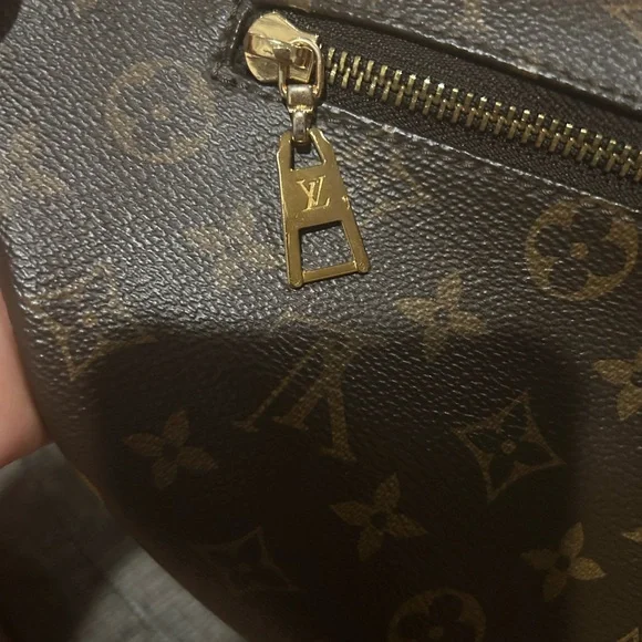 Louis Vuitton Brown Monogram Bumbag!! - Picture 7 of 11